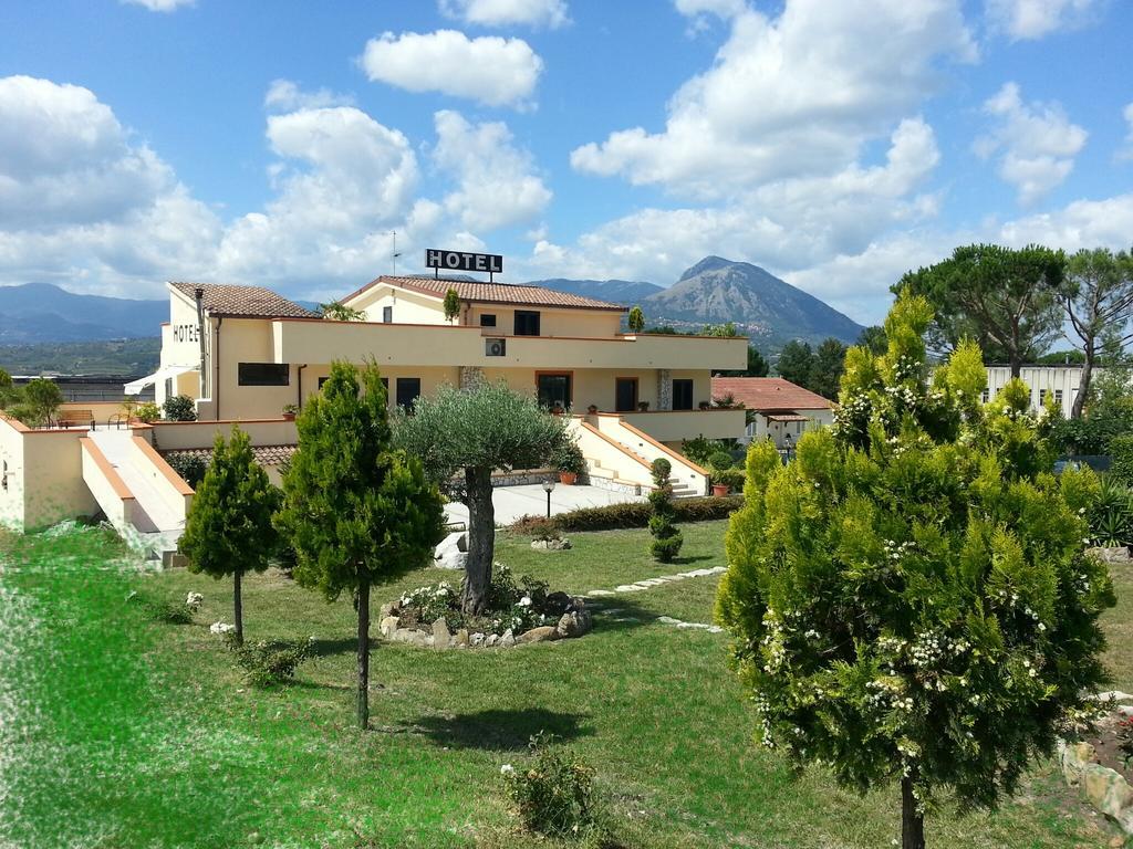 Hotel Vittoria Benevento Luaran gambar
