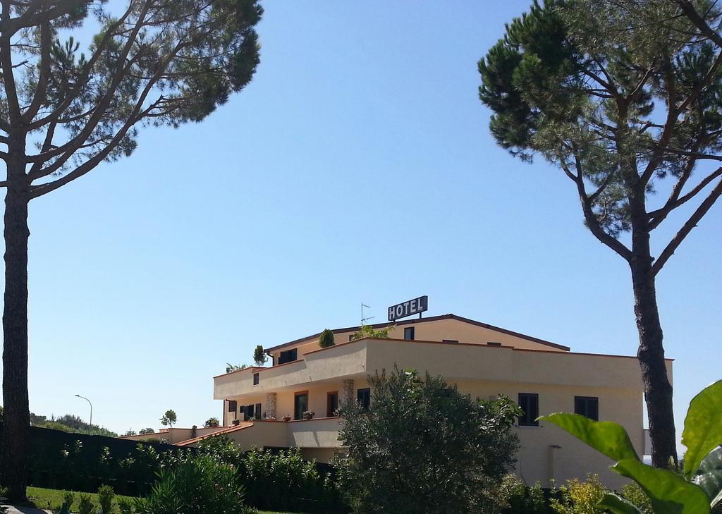 Hotel Vittoria Benevento Luaran gambar