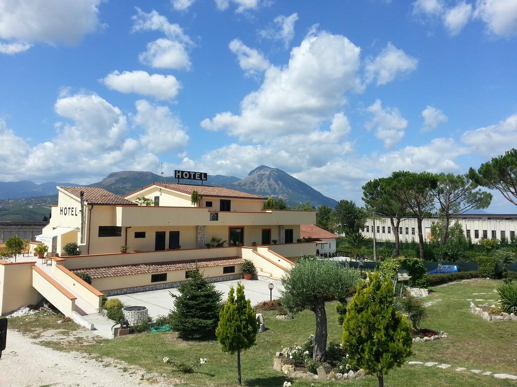 Hotel Vittoria Benevento Luaran gambar