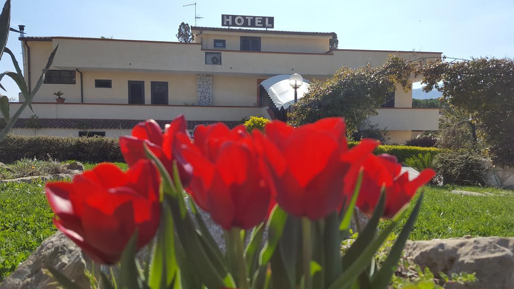 Hotel Vittoria Benevento Luaran gambar