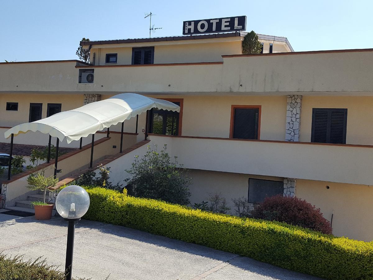 Hotel Vittoria Benevento Luaran gambar
